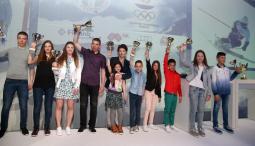 Председателят на БФСки Цеко Минев награди с почетни плакети легендарни български скиори