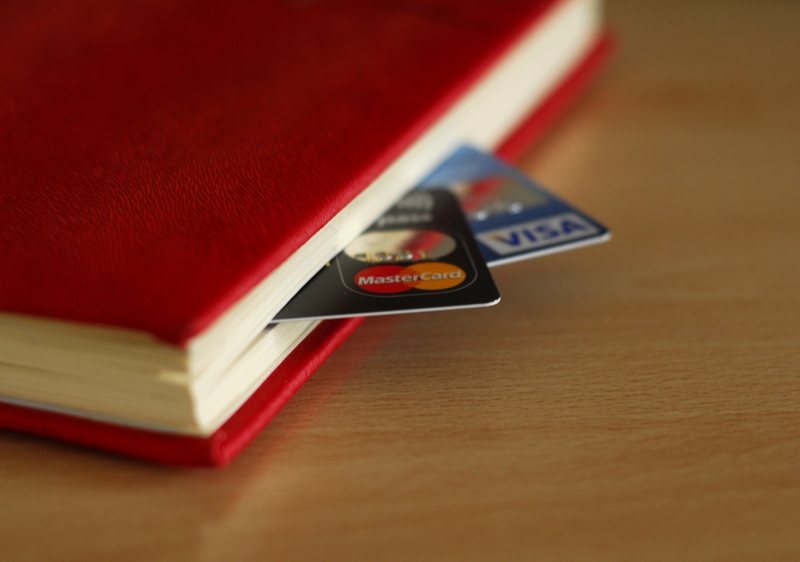 Как се формира лихвата при кредитните карти