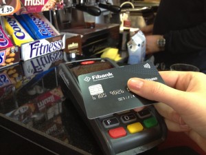 Безконтактните кредитни и дебитни карти - първо от Първа инвестиционна банка