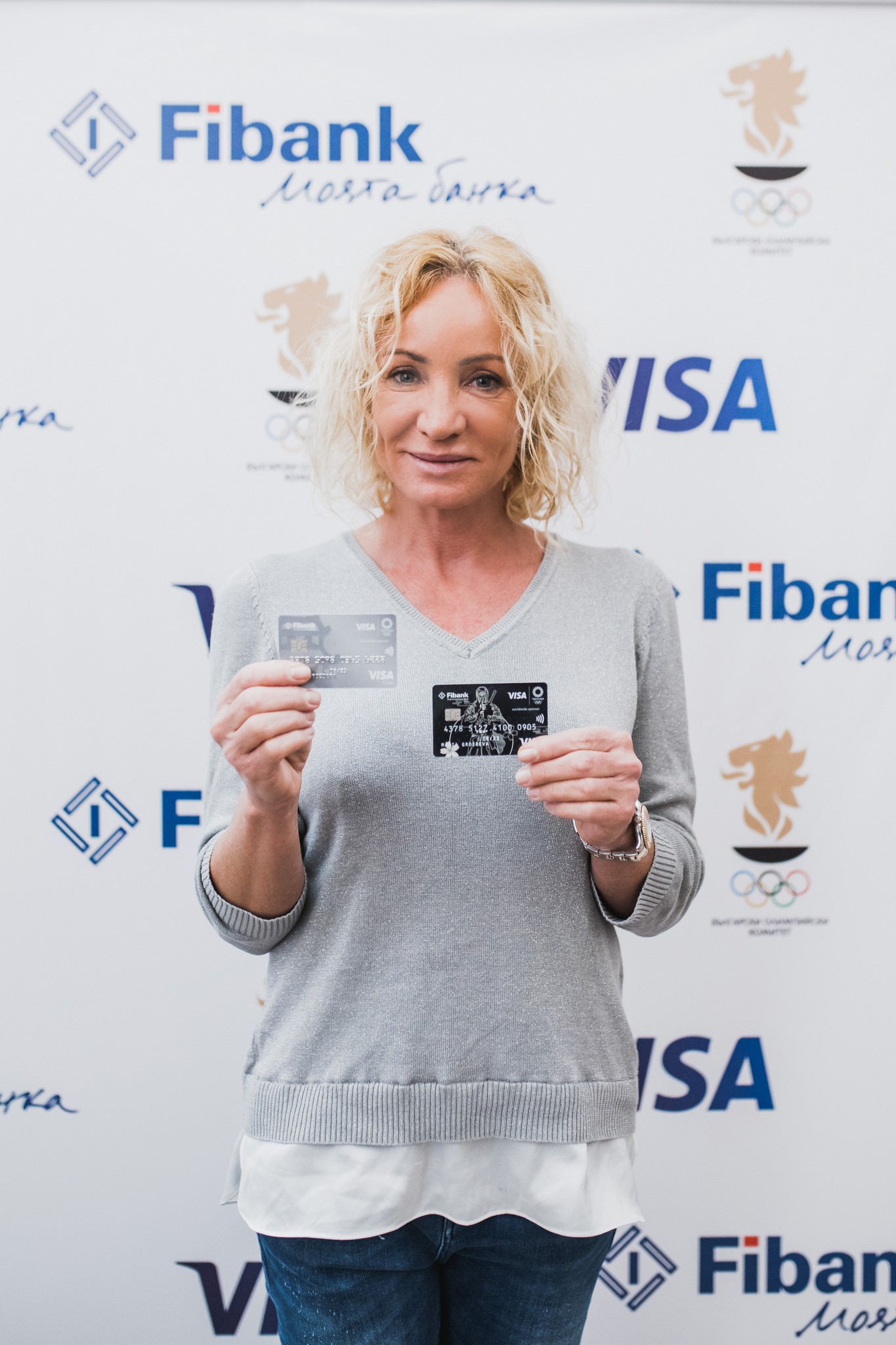 Мария Гроздева карта VISA от Fbank
